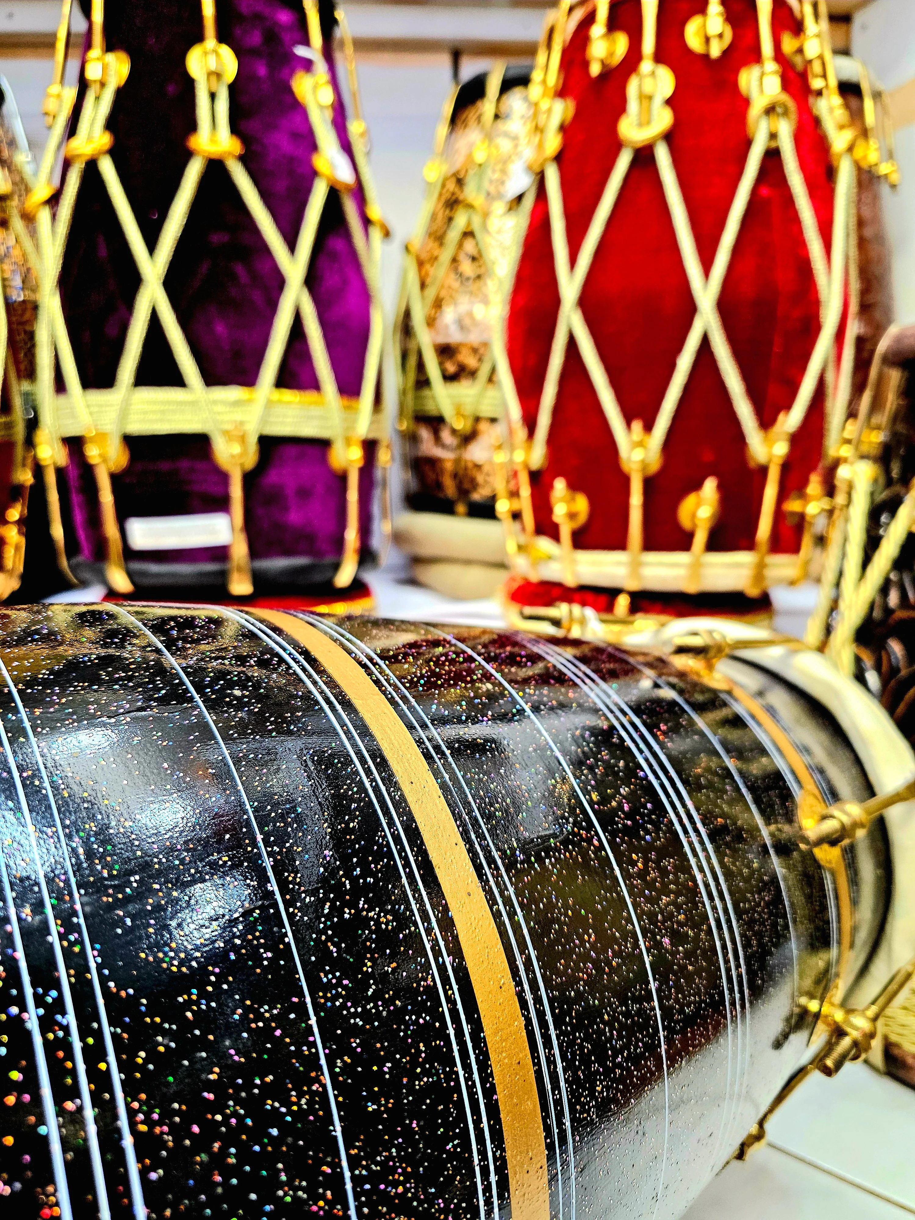 Starlight Noir Bolted West Indian Dholak - Image 3